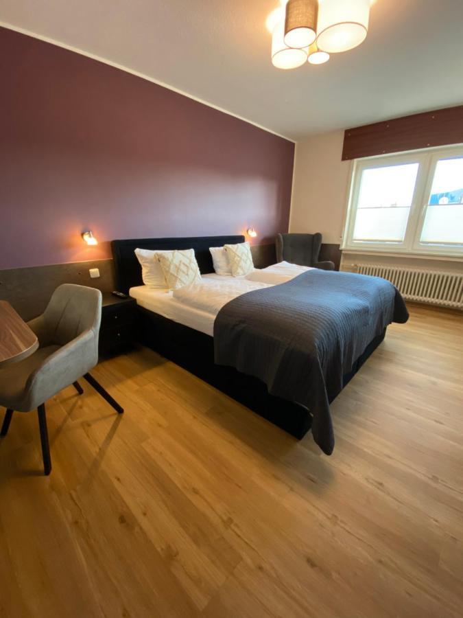 Hotel Schuetz เทรียร์ ภายนอก รูปภาพ